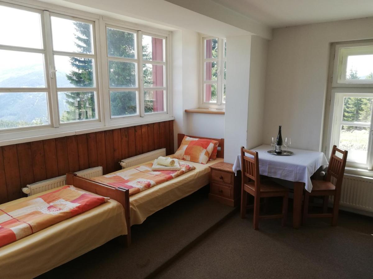 Horska Chata Sedmidoli Otel Špindlerŭv Mlýn Dış mekan fotoğraf
